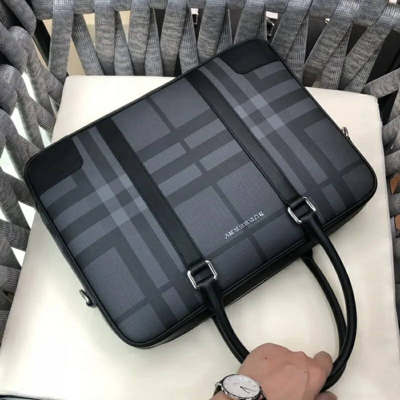 burberry aaa homme sac a main  s_12531014